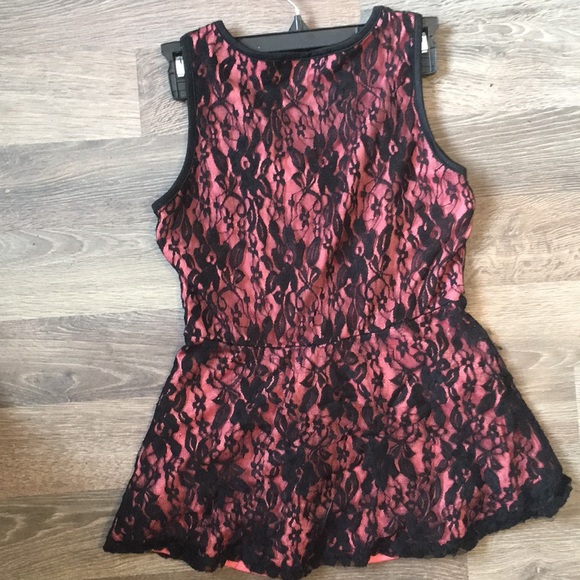 Chic tank top - Picture 2 of 2